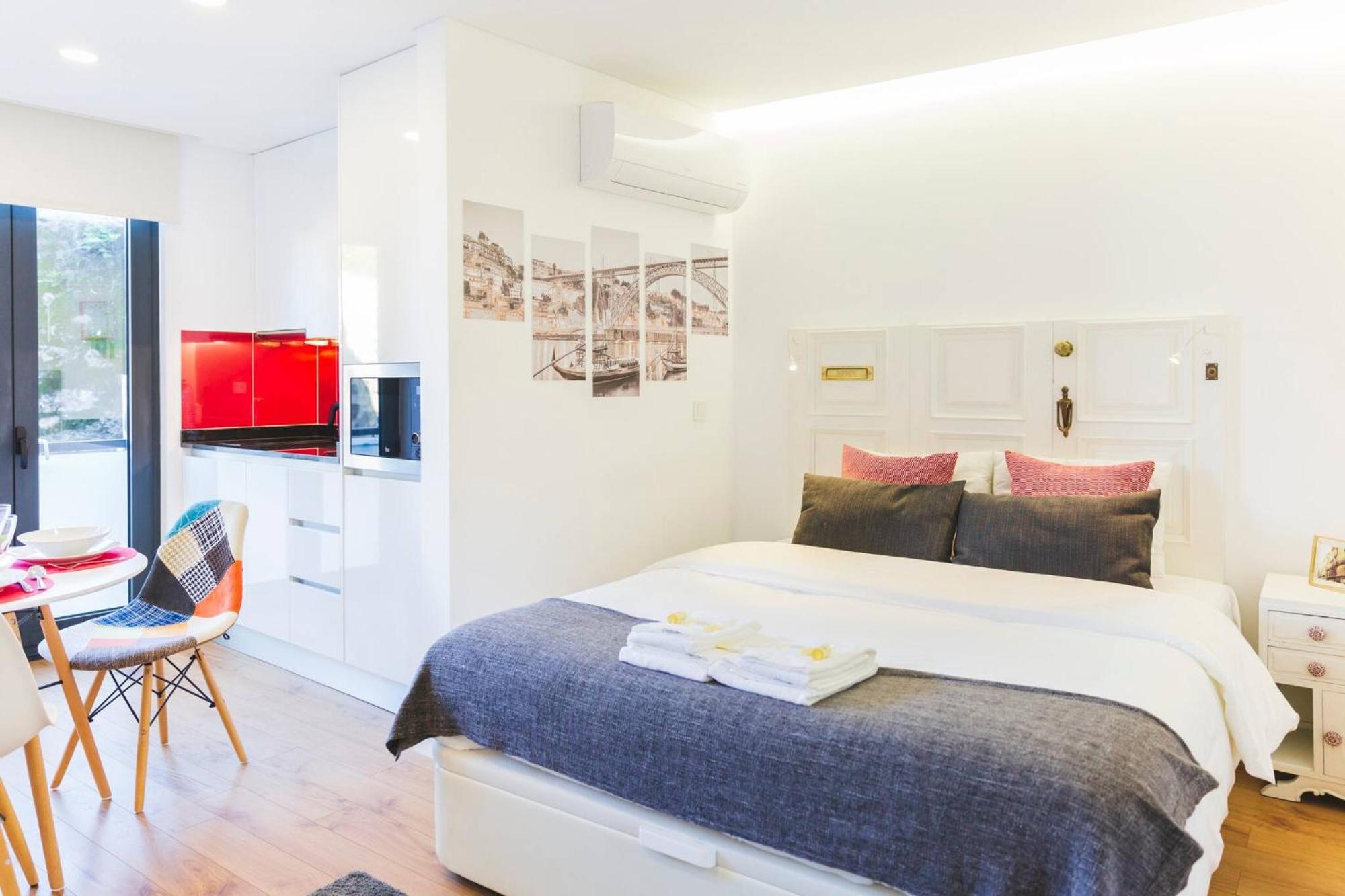 Aposentus - Your Home At Pinheiro'S Studio Porto Exteriér fotografie